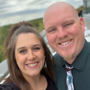 Meet your Posher, Courtnie